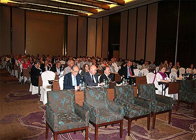 Congreso FETAVE, Dubái - Día